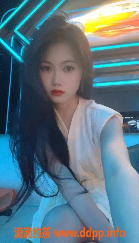 杭州楼凤-上城区嫩妹小云18岁，轻松服务千元以内