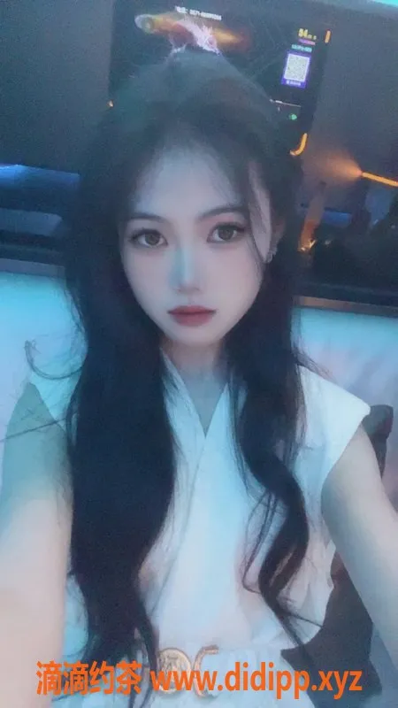 杭州楼凤资源信息,上城区嫩妹小云18岁，轻松服务千元以内