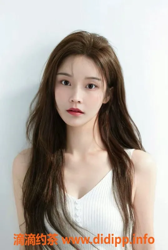 深圳楼凤-南山雨馨，800元深喉胸推服务，值得一试！