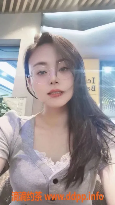 深圳楼凤-罗湖乔乔，陪浴吹箫，800元起