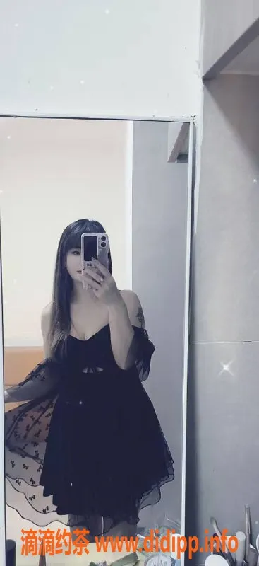 深圳楼凤-龙华小妖精36D，便宜又好服务！