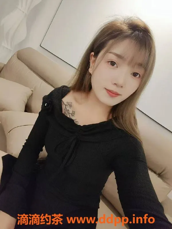 杭州上门服务-上城区纯欲嫩妹苏可，166cm/45kg/21岁，只需800元起