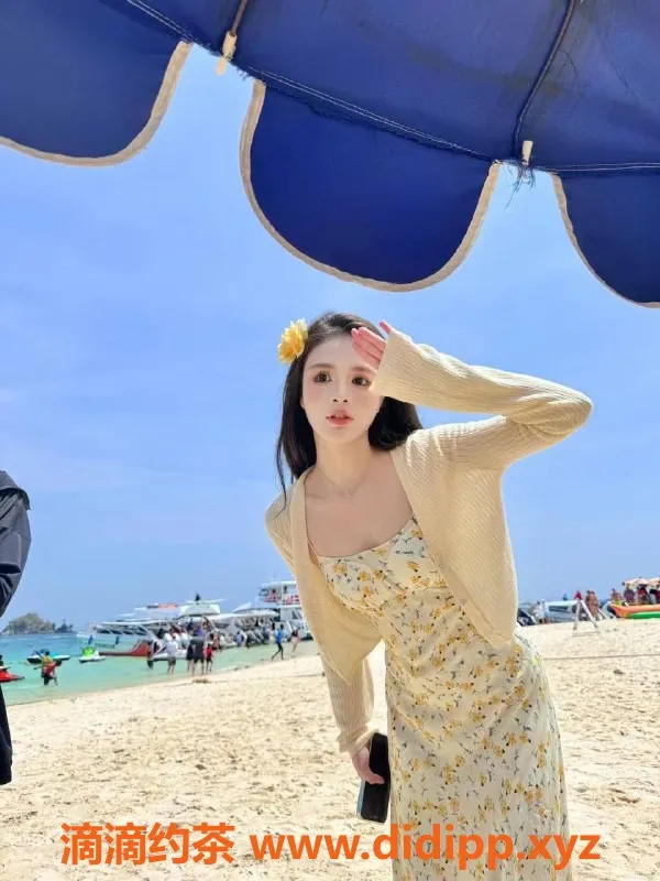 杭州楼凤-wiki甜甜，24岁B罩杯，超亲密服务仅需1000p