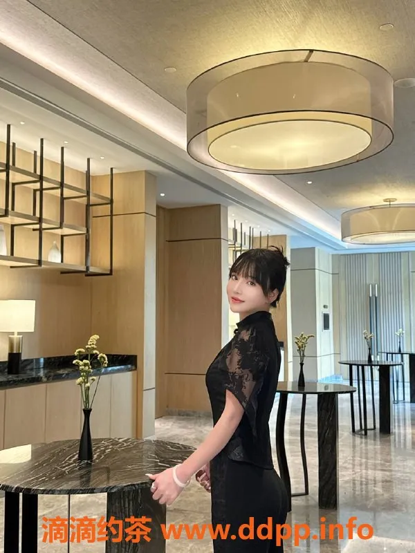 深圳楼凤-龙华健身小姐姐日儿，1000起，高享受服务