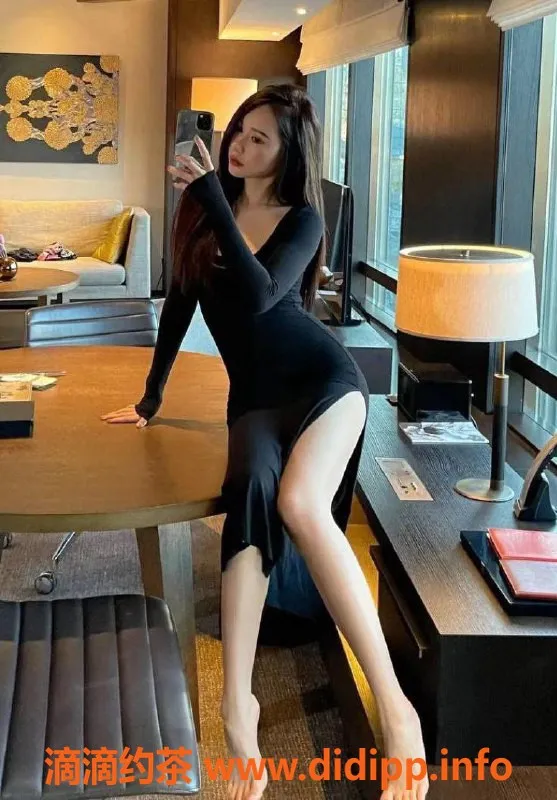 上海楼凤-静安妮可 171cm长腿 D罩杯 1400元起