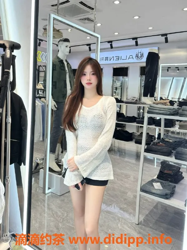 杭州上门服务资源信息,上城区嫩妹香芋奶熊，170大长腿，18岁1000元上门服务