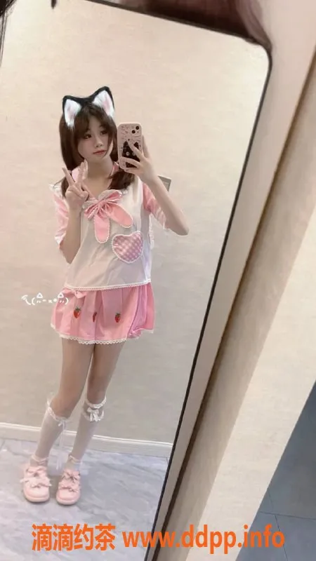 杭州楼凤-上城区桃子，165cm B+身材，超值体验！