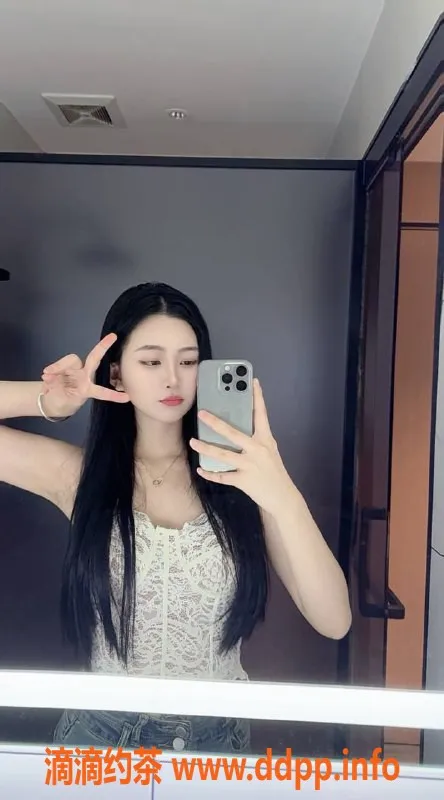 深圳楼凤-宝安糖糖，1200元陪浴调情服务体验