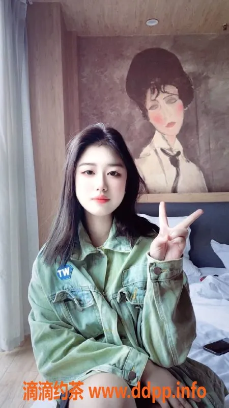 成都楼凤-成华区小微，身高165，胸B，服务态度佳