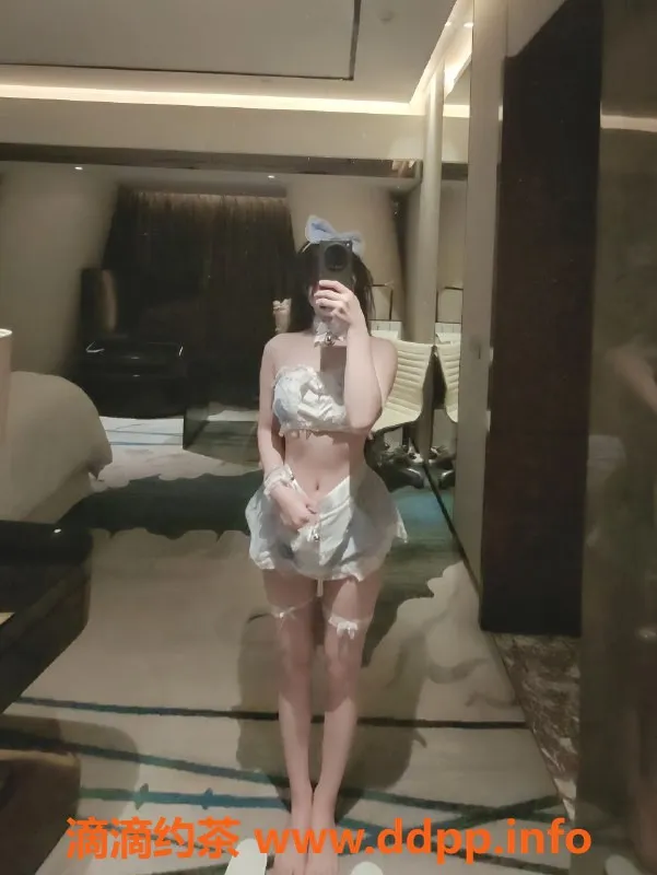 广州楼凤-番禺小宝，外出服务2000p起，尽享优质体验