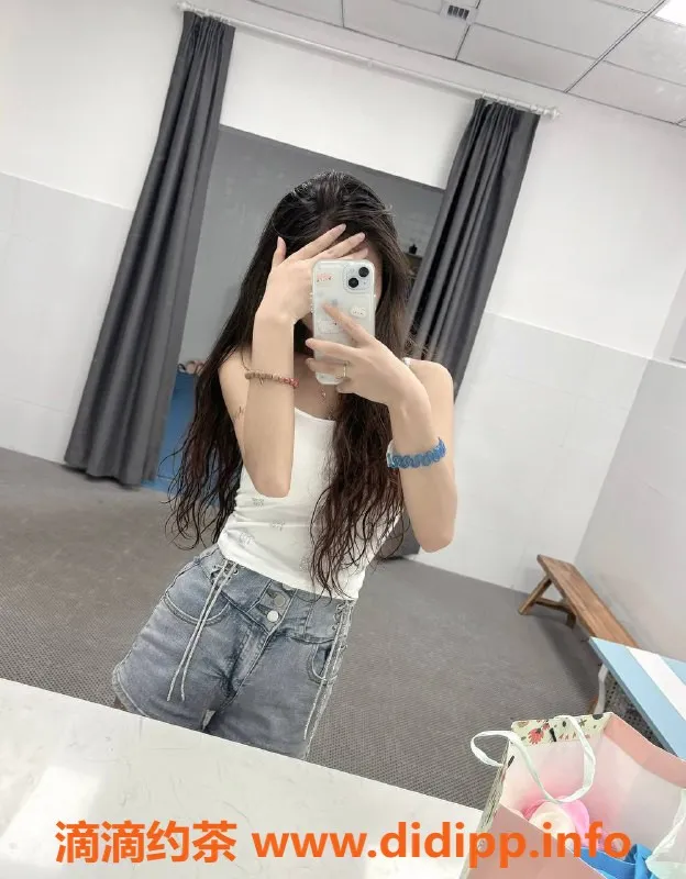 杭州楼凤-杭州上城区18岁清纯妹琳琳，800元体验