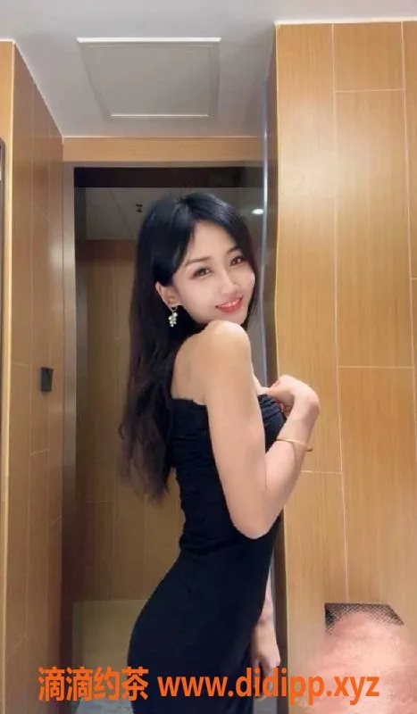 深圳楼凤-光明甜美都市丽人小小，23岁168cm 500元随享服务