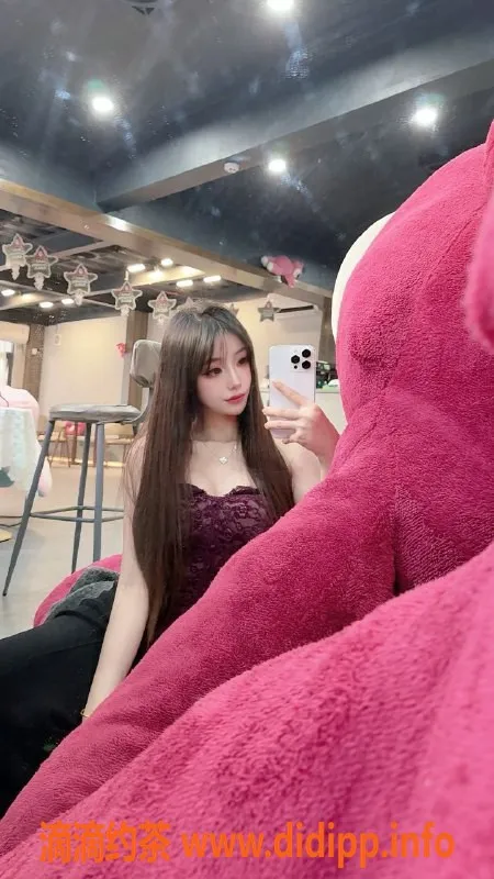 深圳楼凤资源信息,南山知知，御姐大胸可外出，课费2000起