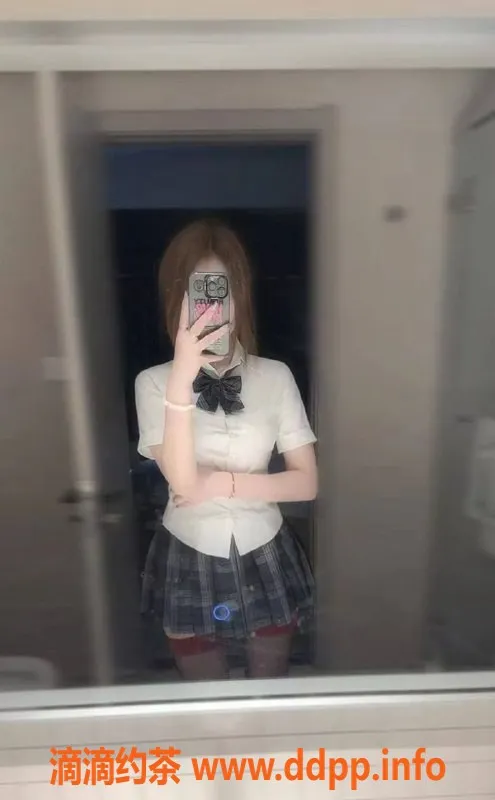 成都楼凤-成都养乐多，18岁雪白嫩妹，8P优惠体验