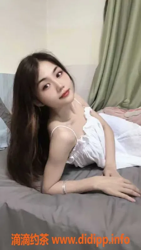 深圳楼凤-宝安初次下海嫩妹小慧，23岁46kg热情服务