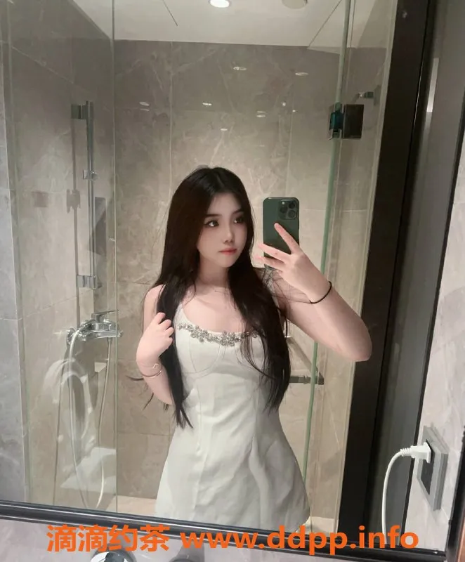 广州楼凤-佛山嫩妹瑶瑶，800水费，热情舌吻服务