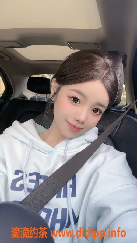 长沙楼凤-雨花区嫩妹玲玲，服务仅需600p，体验三件套魅力