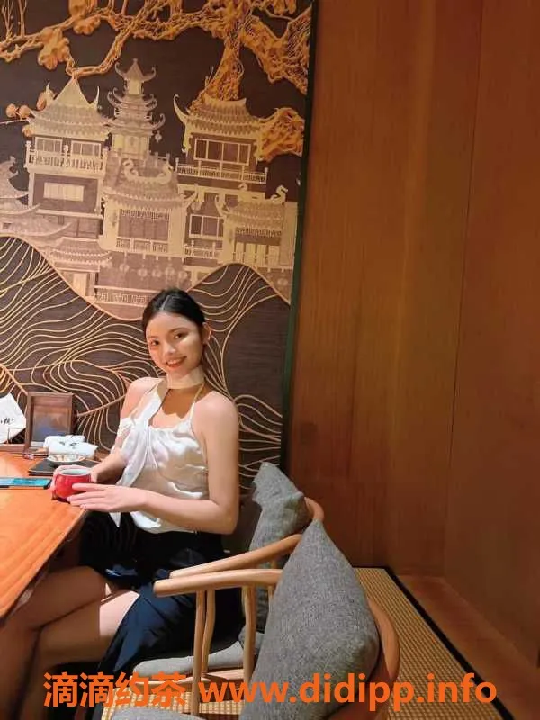 深圳楼凤-深圳公明甜美小小，168cm，45kg，500元一次