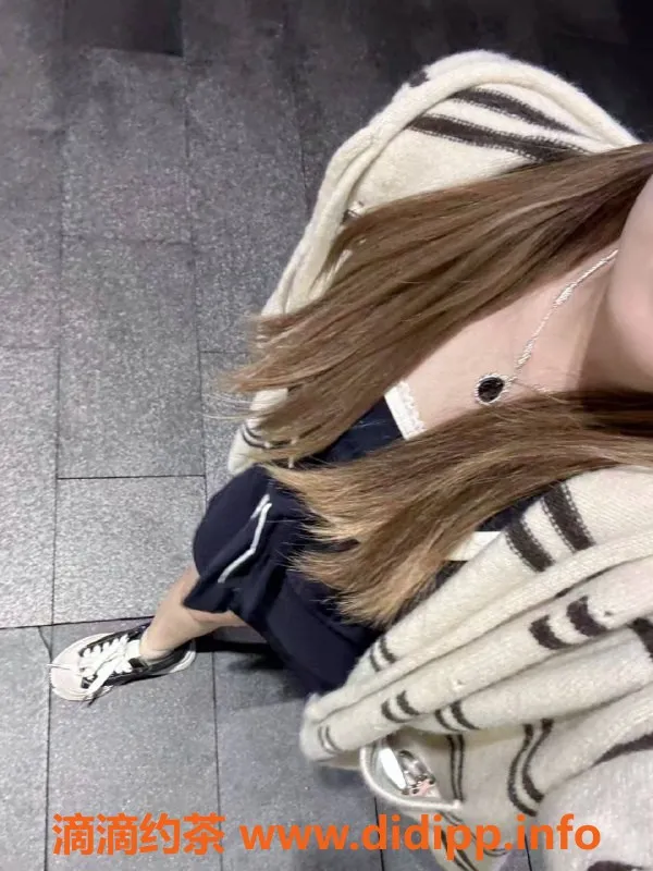 深圳楼凤-福田苏北北，850元享深喉等服务