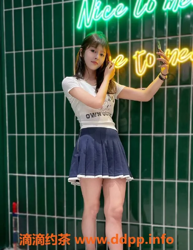 厦门楼凤-思明区奥特曼姐妹花，性感制服诱惑