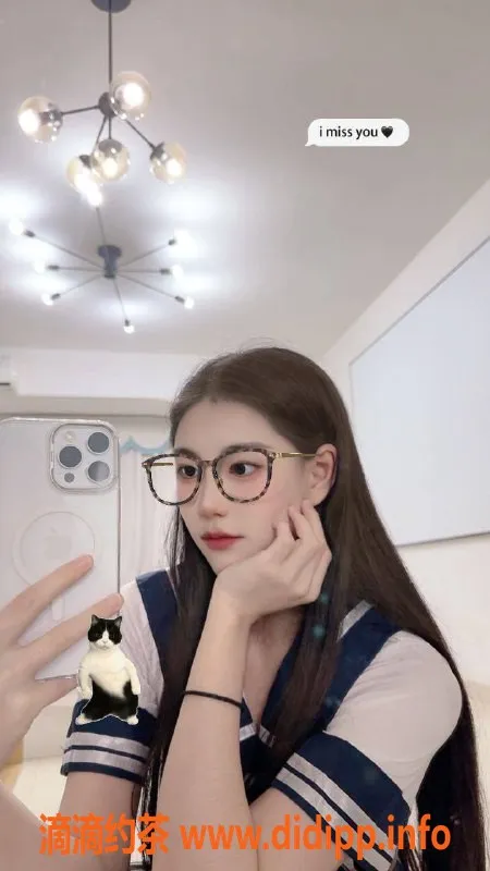 重庆楼凤-新老师小土豆，工兵价3，明晚开抽！