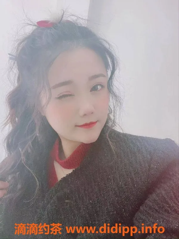 杭州楼凤-上城区轻熟女桃桃，身高156，诱惑无限