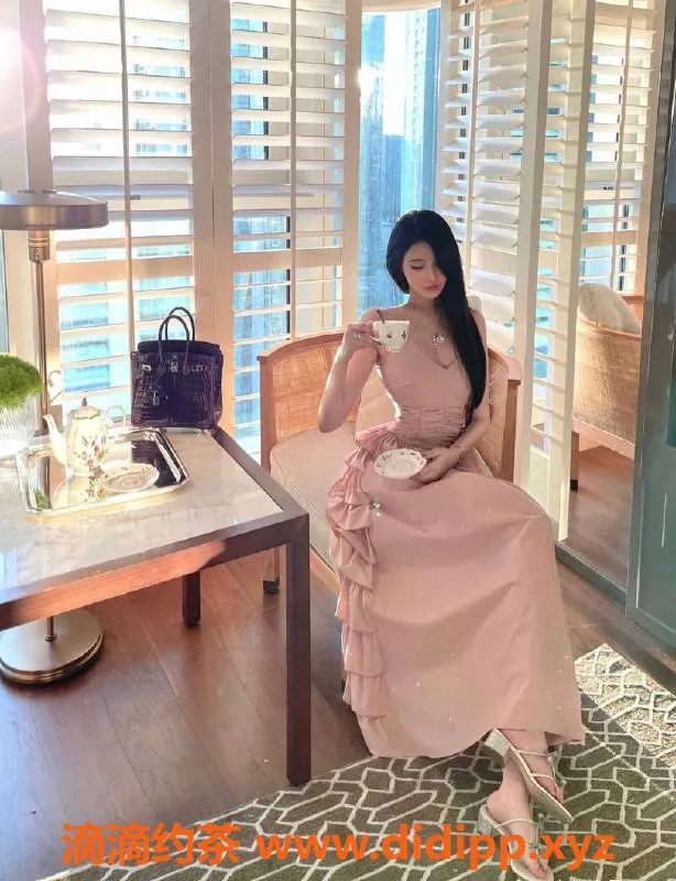 上海外围-静安温雅，超好评的风韵妹子