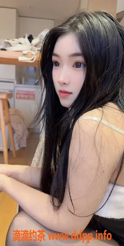 杭州上门服务-上城区嫩妹童童，18岁D罩杯清纯软妹，上门服务