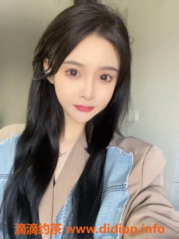 深圳楼凤-南山诗子，1300元可享舌吻和角色扮演