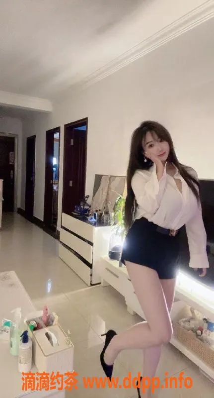 广州楼凤-天河娄艺潇，12P大胸御姐等你来撩