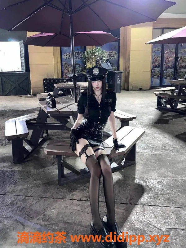 杭州楼凤-上城依依，22岁高颜值甜美女友感