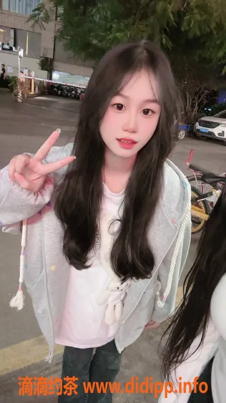 东莞楼凤-常平小羊，价格700一、1100二，值得一试！