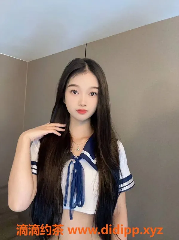 深圳楼凤资源信息,龙华丹丹，800元热情服务，制服诱惑等你体验