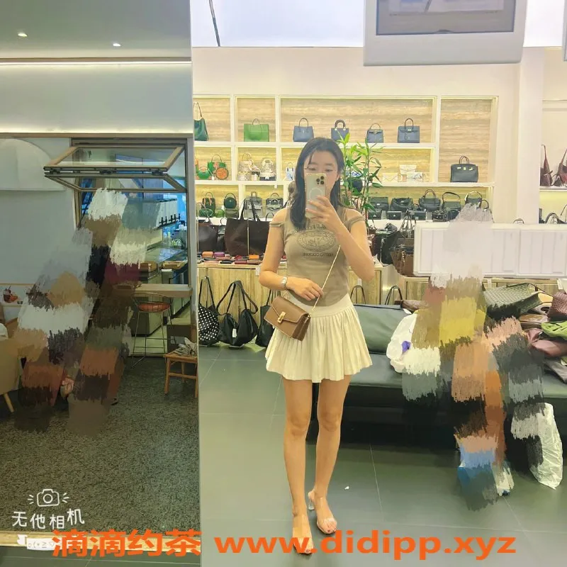 广州楼凤-广州白云区小芸，茶费399起，视频认证老师