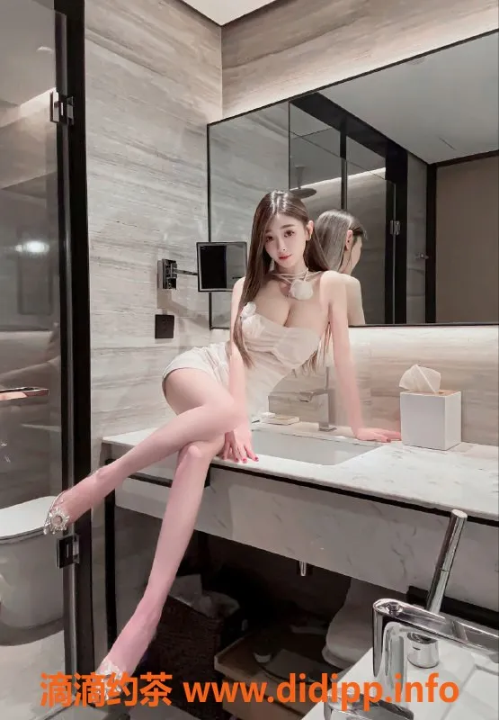 杭州楼凤-滨江高颜值程小雨，173身高、36D热情服务