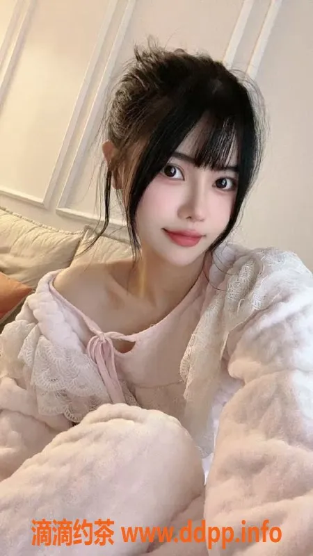 广州楼凤-天河彤彤，甜妹大胸，12P视频验证服务！