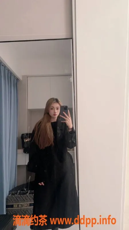 杭州上门服务-拱墅区玲玲，165cm 45kg 清纯嫩妹，1100元上门服务