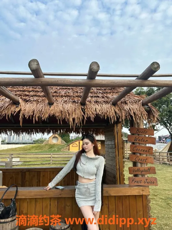 广州楼凤-天河嫩妹葡萄，8P服务，热情舌吻