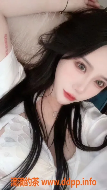 杭州楼凤资源信息,小彤：22岁，身高170cm，白皙肌肤，服务贴心