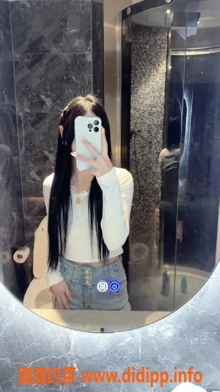 深圳楼凤资源信息,宝安欢欢，800元Kiss与调情服务