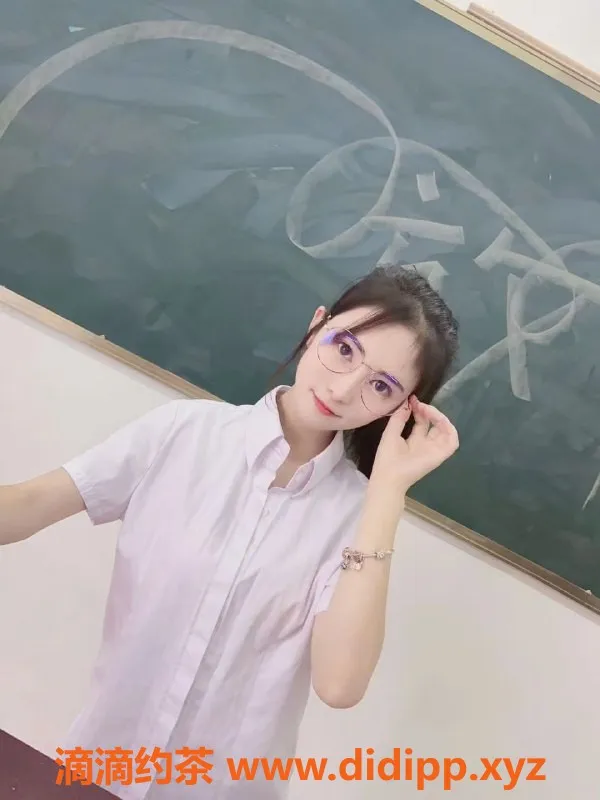 深圳楼凤-南山晓晓，1200元体验绝佳服务