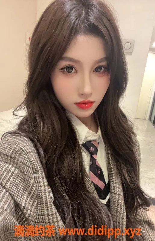 上海楼凤-徐汇婧格格，165长腿少女，千元以上优质服务