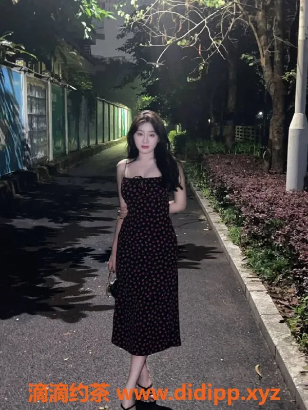 深圳楼凤-福田悠悠，1000元起，服务多样，激情口爆