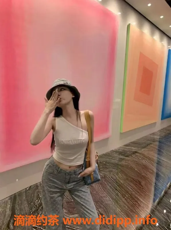 广州楼凤-番禺小狐狸，御姐大胸，10P夜课上线！