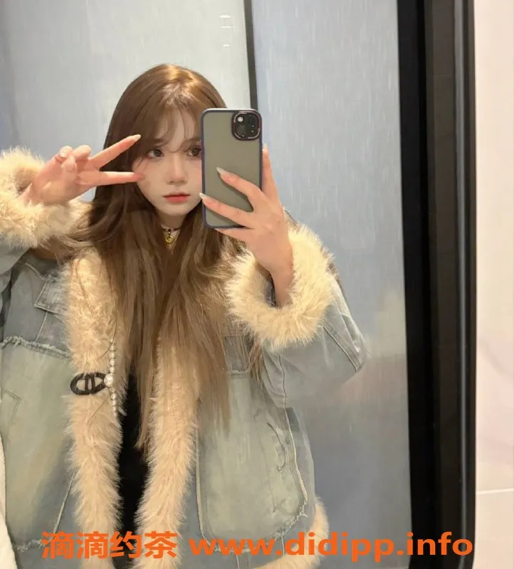 深圳楼凤资源信息,福田关关，1300元体验深喉服务