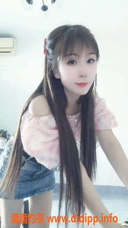 广州楼凤-白云菲菲：大长腿少妇，5P价格超值