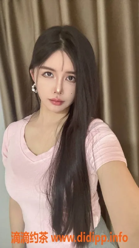 广州楼凤-天河御姐水蜜桃，7P服务，诱人的大长腿