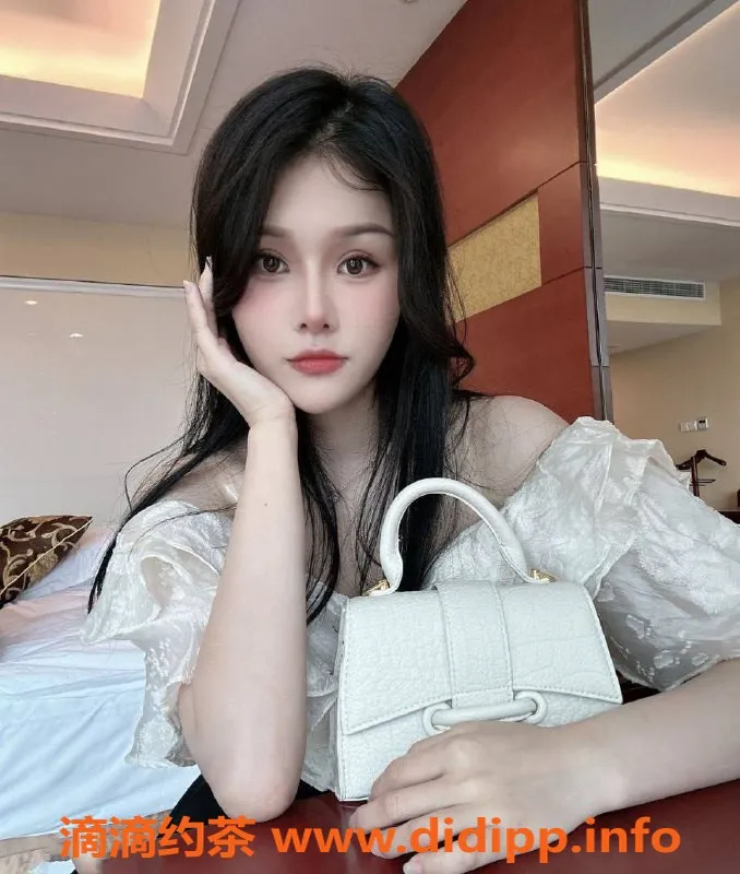 上海楼凤-徐汇一娜福利拍卖，原价900现仅700P