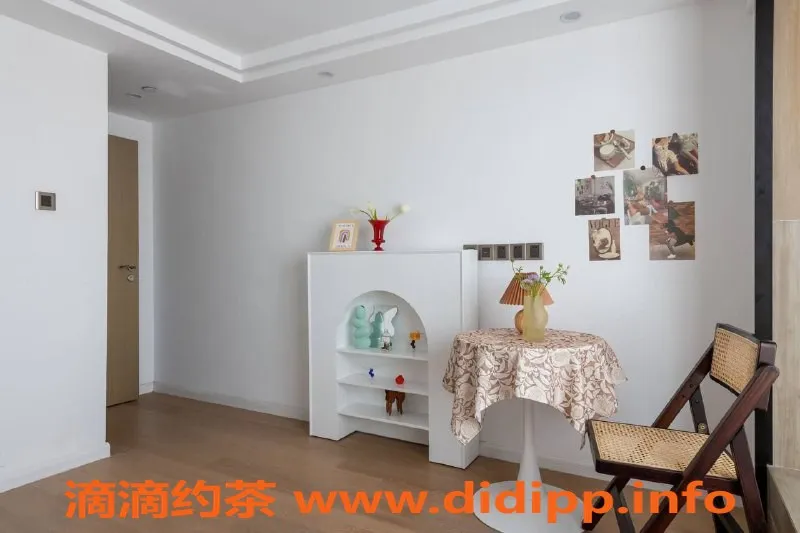 厦门楼凤-厦门高端陪玩，18岁大学生，699元/小时