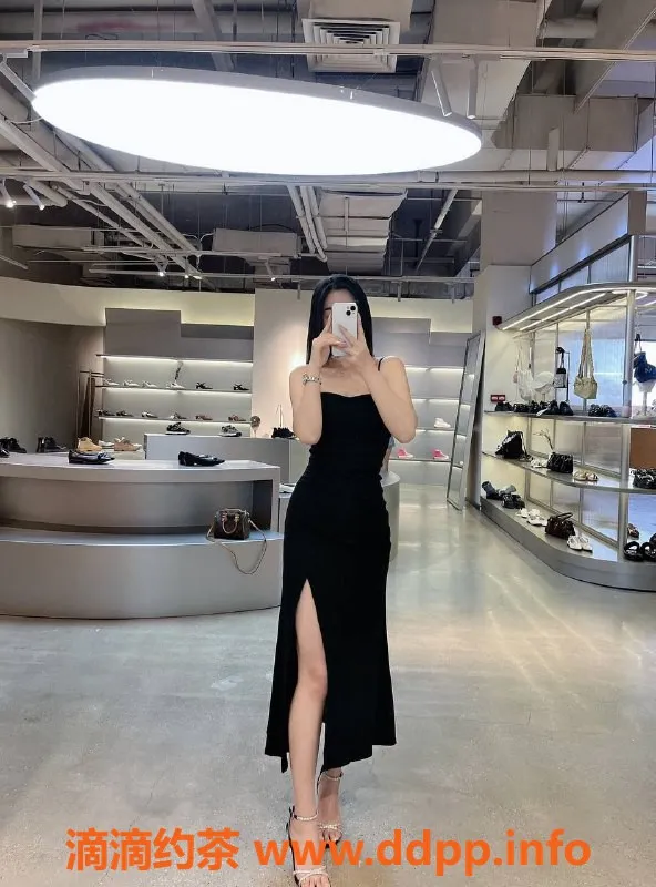 东莞楼凤-大朗可心，服务超赞只需600元起